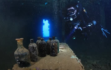 Adventure SCUBA Travel to Chuuk(Truk) with El Mar Diving Center